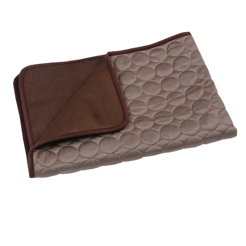 Pet Cooling Mat - Pressure-Activated Pad for Dogs & Cats