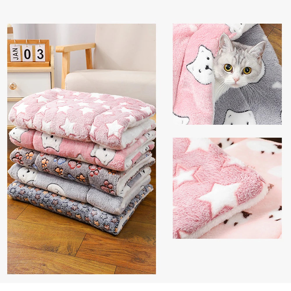 Cozy Plush Pet Bed - Self-Warming Cushion for Cats & Small Dogs